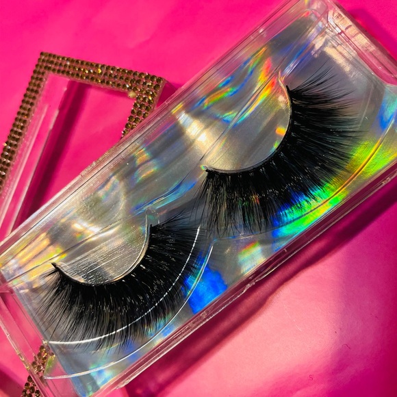 Ariba - Mink Eyelashes - Picture 1 of 1